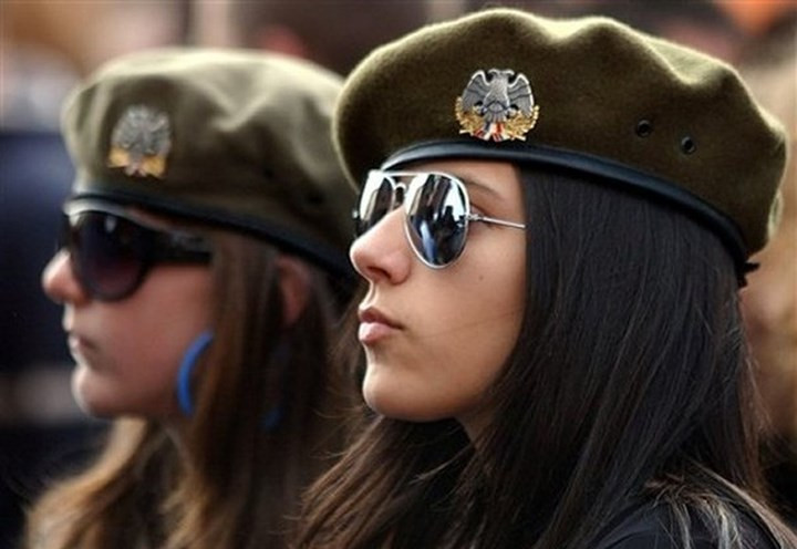 ve dep hut hon cua nhung nu binh si tren khap the gioi