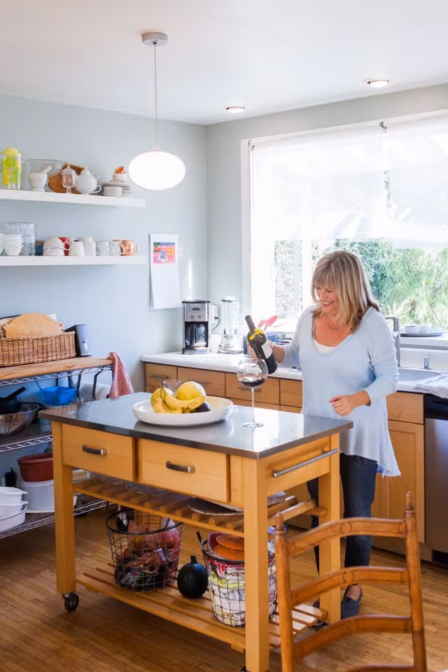 bi kip sap xep can bep gon gang ma khong can cabinet chua do