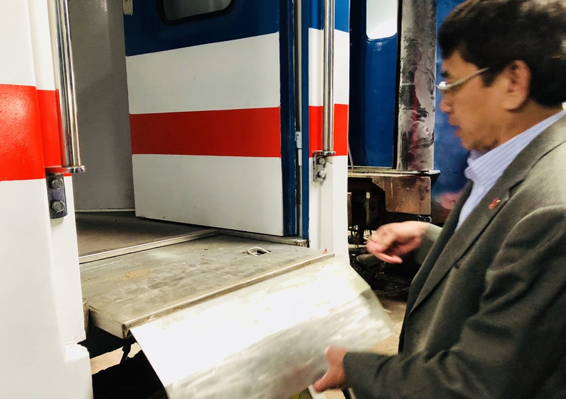 hoi ha lot xac tau cu thanh tau 5 sao kip cao diem tet