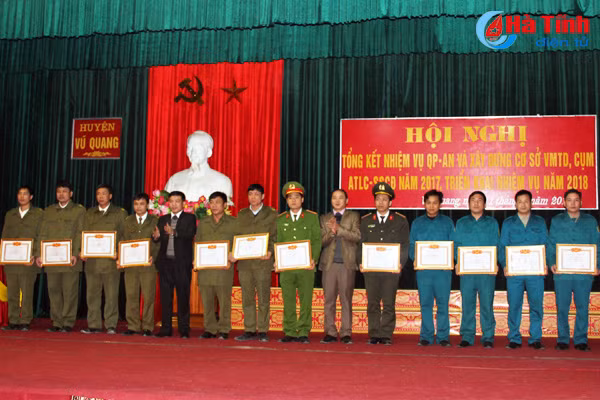 vu quang tuyen duong 112 dien hinh thuc hien tot nhiem vu qp an