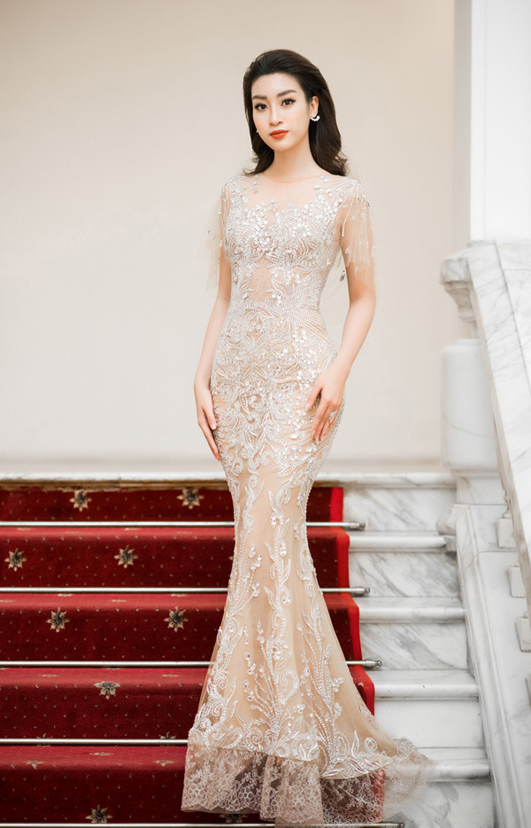 7 my nhan mac dep nhat tuan