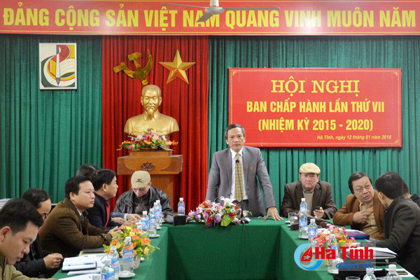 van hoc nghe thuat ha tinh thieu nhung cay but tre doi ngu ke can