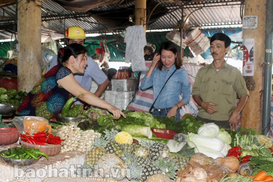 Điện, xăng tăng giá: Người dân thấp thỏm, doanh nghiệp "đau đầu" ảnh 2
