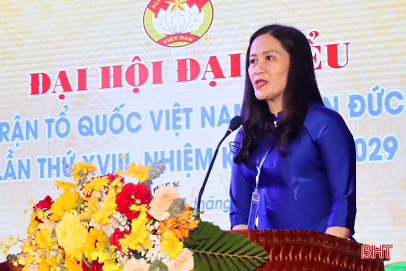 Phó Chủ tịch Ủy ban MTTQ tỉnh Phạm Thị Thu Hà phát biểu chỉ đạo đại hội. 8.jpg