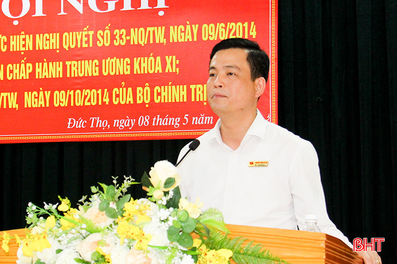 Bí thư Huyện ủy Nguyễn Thành Đồng phát biểu tại hội nghị. 6.jpg