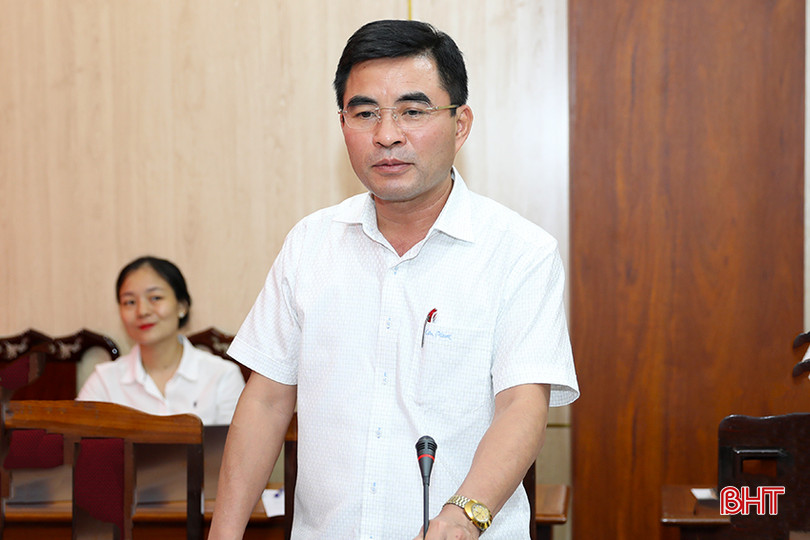 Chủ tịch UBND thị xã Kỳ Anh Phan Thành Biển phát biểu tại buổi thảo luận. AG7A7587.jpg