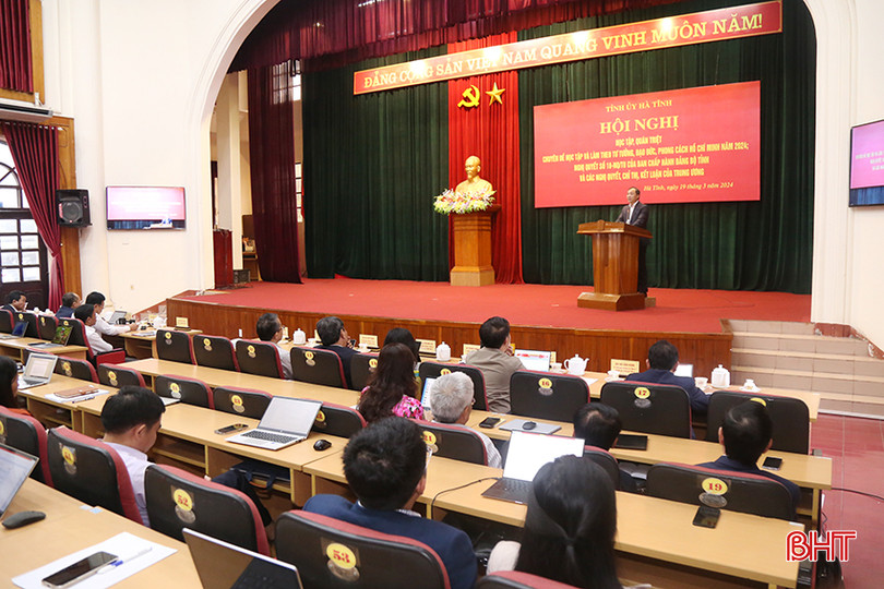 Ban Thường vụ Tỉnh ủy Hà Tĩnh tổ chức hội nghị học tập, quán triệt, tuyên truyền, triển khai thực hiện Chuyên đề năm 2024 “Học tập và làm theo tư tưởng, đạo đức, phong cách Hồ Chí Minh về kiên quyết, kiên trì đấu tranh phòng, chống tham nhũng, tiêu cực trong cán bộ, đảng viên", tháng 3/2024. IMG_5980.JPG