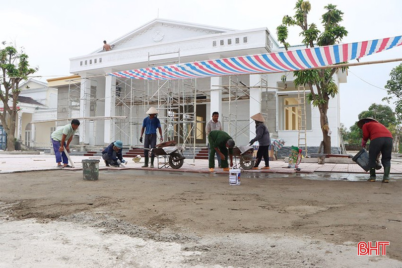 Công trình nhà văn hóa cộng đồng xã Bùi La Nhân (Đức Thọ) là một trong những công trình hướng tới kỷ niệm 120 năm Ngày sinh Tổng Bí thư Trần Phú. 4v.jpeg
