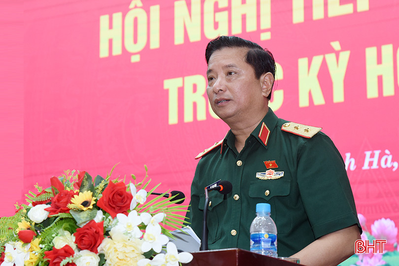 Trung tướng Hà Thọ Bình - Tư lệnh Quân khu 4 tiếp thu, giải trình và thông tin một số nội dung, vấn đề cử tri địa phương quan tâm. DSC_a4135 copy.jpg
