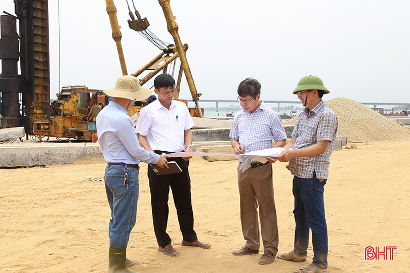 BQL dự án đã thành lập Ban điều hành chỉ đạo thực hiện dự án, thường xuyên bám sát hiện trường, tổ chức giao ban công trường hàng tuần. IMG_0120.jpg
