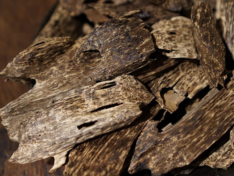 trầm hương 1.jpg