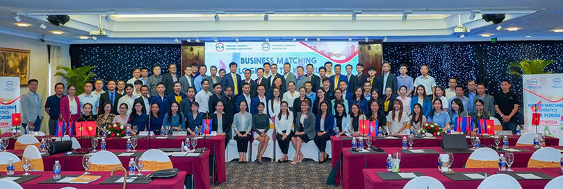 Dolphin Sea Air - Công ty vận chuyển đường không uy tín hàng không 4.jpg