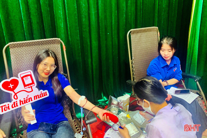 hiến máu 4.jpeg