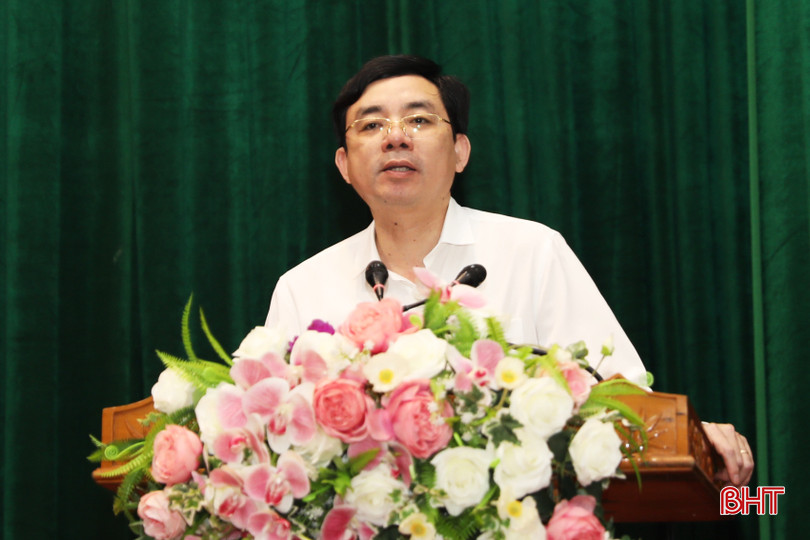 Bí thư Thị ủy Kỳ Anh Đặng Văn Thành phát biểu tại hội nghị. AG7A0880.jpeg
