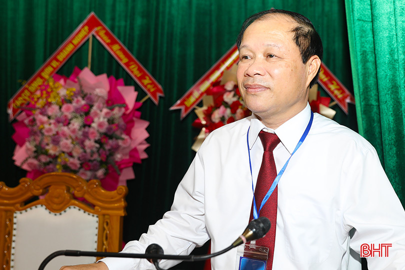 Bí thư Thị uỷ Kỳ Anh - Nguyễn Hoài Sơn: Nhiệm kỳ tới, Ủy ban MTTQ các cấp cần tiếp tục xây dựng, tăng cường và phát huy sức mạnh khối đại đoàn kết toàn dân; tạo điều kiện để phát huy dân chủ cơ sở; quan tâm đào tạo bồi dưỡng, nâng cao chất lượng đội ngũ cán bộ... AG7A5224.jpg