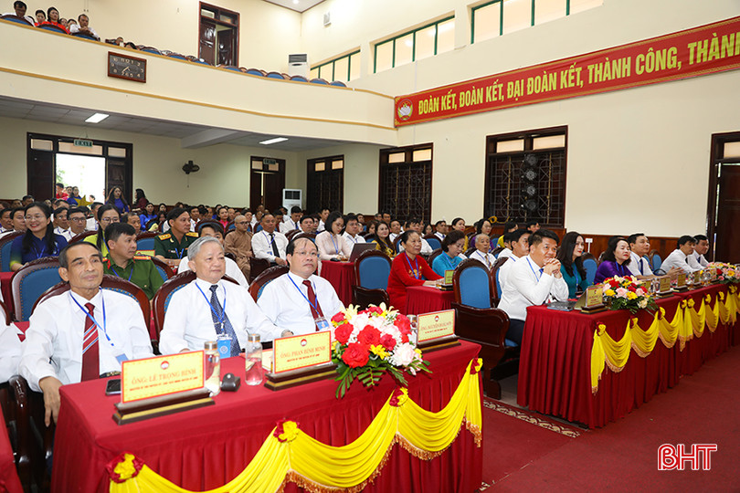 Đại biểu tham dự đại hội. AG7A5153.jpg