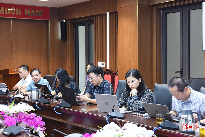 Đại biểu dự hội nghị điểm cầu Hà Tĩnh. DSC_6522.JPG