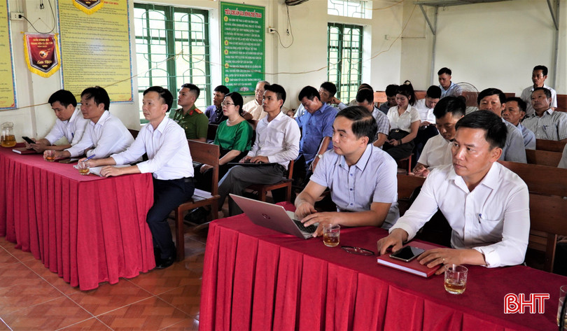 Chi bộ thôn Yên Bình thuộc Đảng bộ xã Lộc Yên (Hương Khê), được chọn tổ chức sinh hoạt chi bộ điểm trước khi triển khai đại trà. ANH5.jpeg