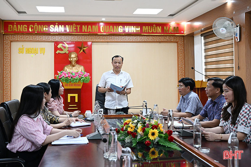 Cấp ủy, Ban Giám đốc Sở Ngoại vụ họp triển khai các nội dung chuẩn bị tổ chức tọa đàm sinh hoạt chuyên đề. DSCa_4385.jpg