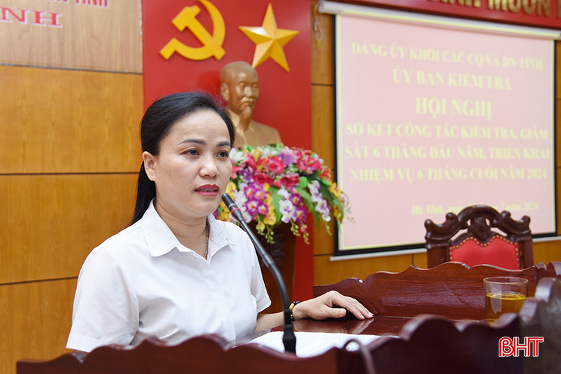 Chủ nhiệm UBKT Đảng ủy Khối Phan Thị Anh nhấn mạnh một số nội dung trọng tâm thời gian tới. DSC_7057 copy.jpg