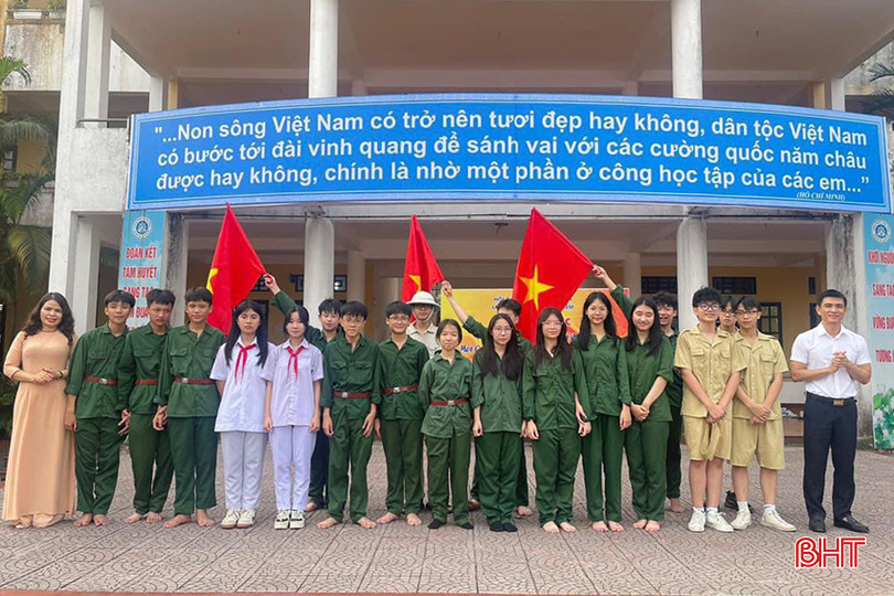 Nhiều hoạt động ngoại khoá của Trường THCS Lê Văn Thiêm giúp học sinh mạnh dạn, tự tin hơn. ảnh 2, (1).jpg