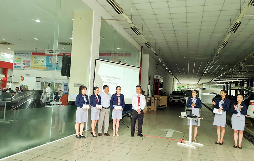 Showroom mang lại trải nghiệm mua sắm tuyệt vời Showroom 2.jpg