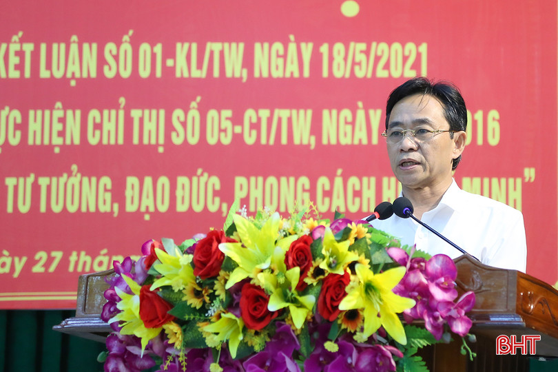 Phó Bí thư Thường trực Tỉnh ủy Trần Thế Dũng phát biểu chỉ đạo hội nghị. IMG_7258.jpg