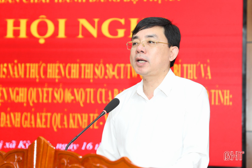 Bí thư Thị uỷ Đặng Văn Thành phát biểu kết luận hội nghị. AG7A1366.jpeg