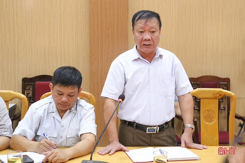 Các đại biểu thảo luận tại phiên tiếp công dân. IMG_0592.jpg