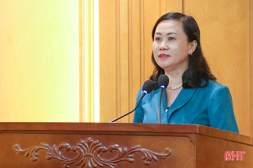 Trưởng ban Dân vận Tỉnh ủy Trương Thanh Huyền phát biểu kết luận hội nghị. IMG_1249.jpg