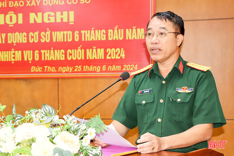 Đại tá Mai Ngọc Việt - Phó Chính ủy Bộ CHQS tỉnh phát biểu tại hội nghị. 6.jpg