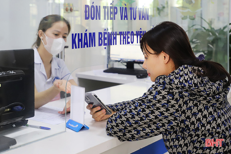 Từ đầu năm lại nay, có gần 4.000 lượt bệnh nhân tại Bệnh viện Đa khoa TP Hà Tĩnh thanh toán không dùng tiền mặt. IMG_1934.JPG