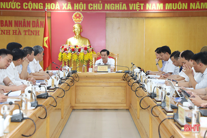 Phó Chủ tịch UBND tỉnh Trần Báu Hà chủ trì buổi làm việc. anh 5.JPG