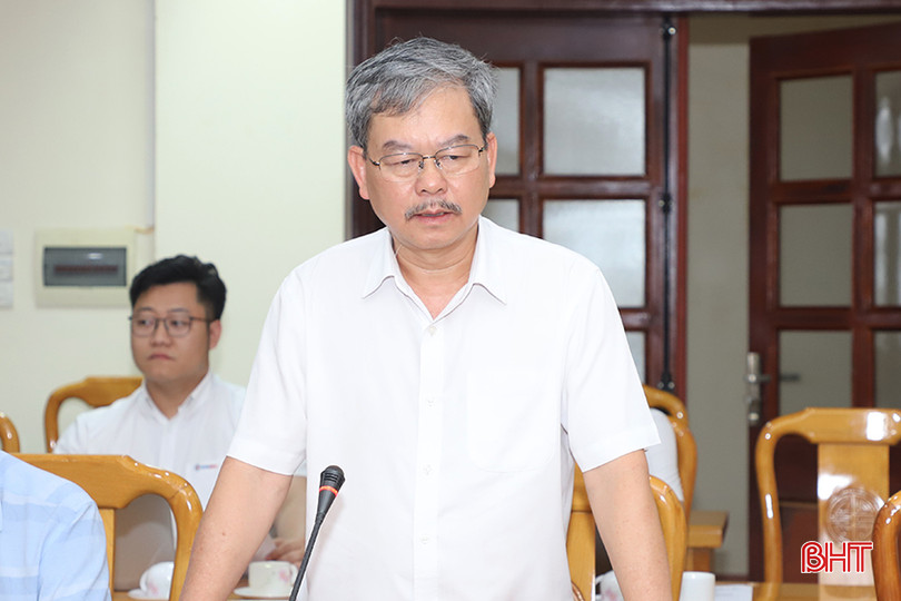Ông Lê Quang Thái - Phó Tổng Giám đốc EVNNPC phát biểu tại buổi làm việc. anh 2.JPG