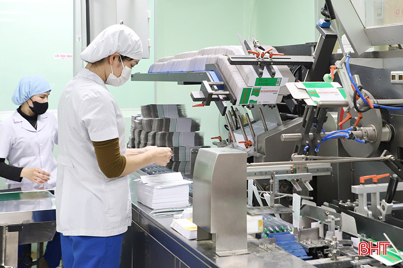 Công ty CP Dược Hà Tĩnh được các ngân hàng tạo điều kiện cho vay vốn đầu tư sản xuất, kinh doanh. 096.jpg
