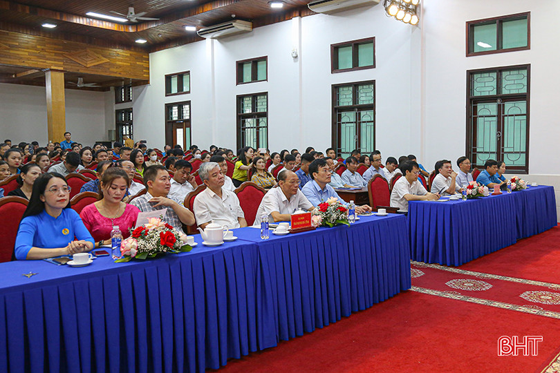 Các đại biểu tham dự lễ phát động. IMG_0158.jpg