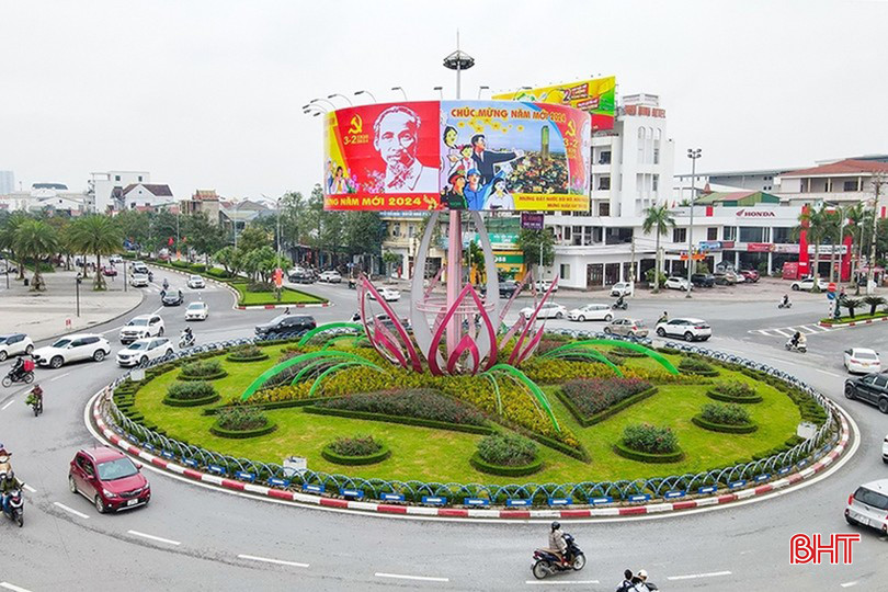 Thành phố Hà Tĩnh hôm nay đang đổi thay, mở rộng để đáp ứng với sự phát triển, đẹp hơn, văn minh hơn. 84d0223425t46419l0.jpg