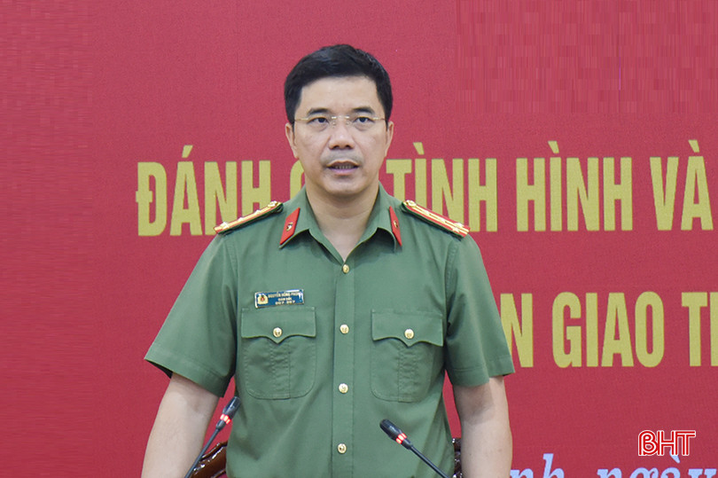 Đại tá Nguyễn Hồng Phong - Giám đốc Công an tỉnh kết luận hội nghị. DSC_a5191 copy.jpg