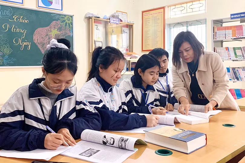 Sở GD&amp;ĐT phát động cuộc thi tìm hiểu về chủ đề cuộc đời và sự nghiệp cách mạng của Tổng Bí thư Trần Phú.