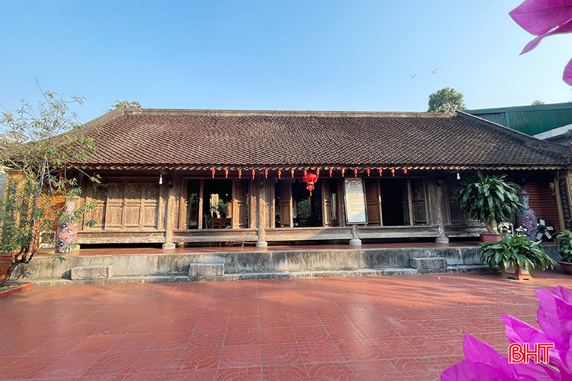 Nhà bái đường của di tích nhà thờ Thượng thư Đào Hữu Ích. IMG_7097.jpg