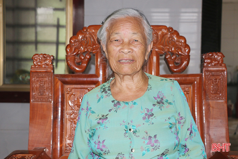 bà Đặng Thị Lý (1).jpg