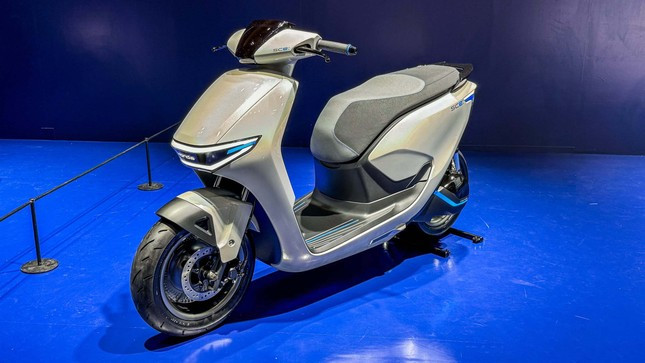 Bản concept của xe máy điện Honda SC e: từng được trưng bày ở Nhật Bản. Bản concept của xe máy điện Honda SC e: từng được trưng bày ở Nhật Bản.