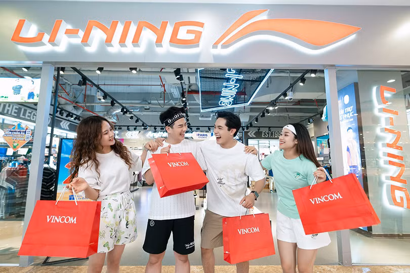 240704_VCR_PR Vincom Red Sale 2024_anh 1.jpg