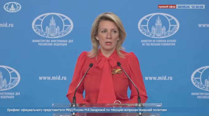Ngày 8/5/2024, người phát ngôn Bộ Ngoại giao Liên bang Nga tuyên bố xung đột ở Ukraine có thể kết thúc sau 2 tuần nếu phương Tây ngừng cung cấp vũ khí cho Kiev. Ảnh cắt từ clip của Bộ Ngoại giao Liên bang Nga