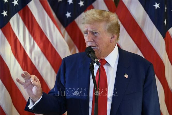 Cựu Tổng thống Mỹ Donald Trump phát biểu trong cuộc họp báo ở New York ngày 31/5/2024. Ảnh: AFP/TTXVN Cựu Tổng thống Mỹ Donald Trump phát biểu trong cuộc họp báo ở New York ngày 31/5/2024. Ảnh: AFP/TTXVN
