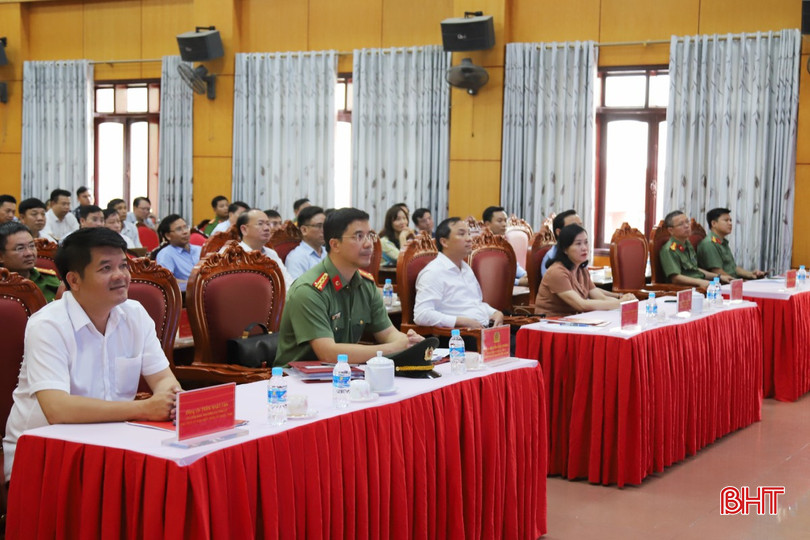 Đại biểu tham dự hội nghị. IMG_3219.jpg