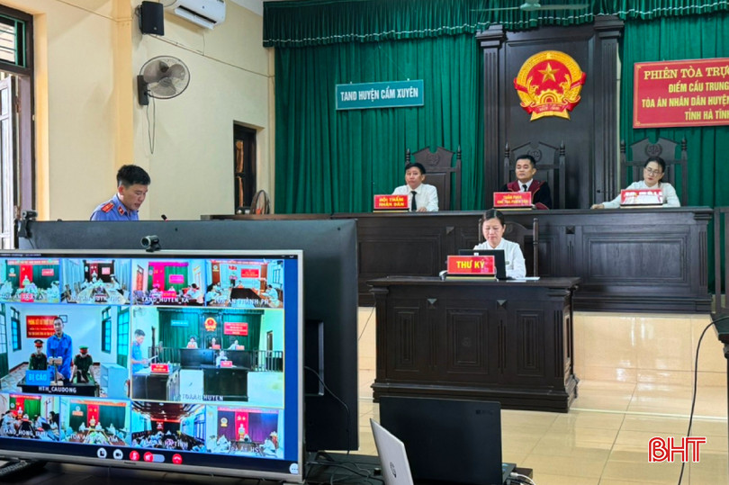 HĐXX quyết định tuyên phạt bị cáo Nguyễn Văn Công 14 tháng tù giam về tội “Trộm cắp tài sản”. 70782e56bde01dbe44f1-2
