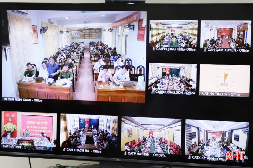 Đại biểu tại điểm cầu các huyện, thị, thành tham gia hội nghị giao ban công tác tháng 4/2024 do Tổ công tác Đề án 06 tỉnh tổ chức. Đại biểu tại điểm cầu các huyện, thị, thành tham gia hội nghị giao ban công tác tháng 4/2024 do Tổ công tác Đề án 06 tỉnh tổ chức.