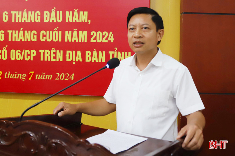 Giám đốc BHXH tỉnh Nguyễn Văn Đồng góp ý các nội dung liên quan đến quá trình triển khai. ĐA-2.jpg