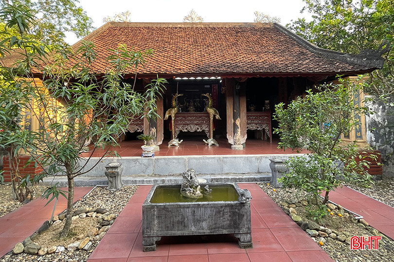 Nhà thờ Thượng thư Đào Hữu Ích tại thôn Trung Bằng, xã Sơn Bằng (Hương Sơn). ảnh 1 (20).jpg